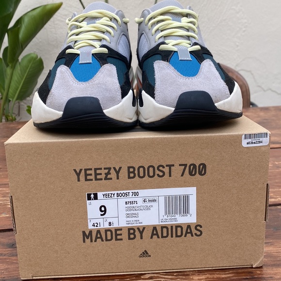 Yeezy 700 Waver Runner🔥 - Picture 2 of 13